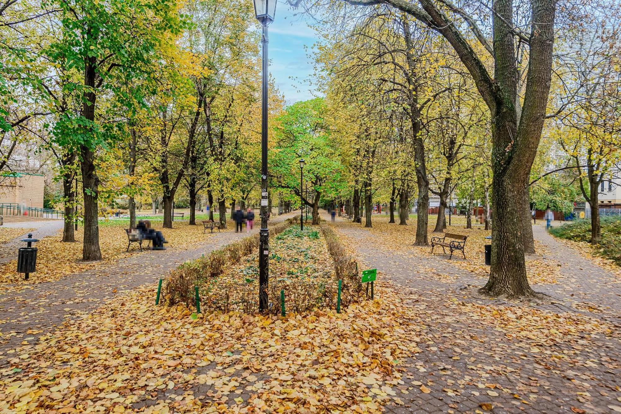 Grzybowska P&O Serviced Apartments Varsó Kültér fotó